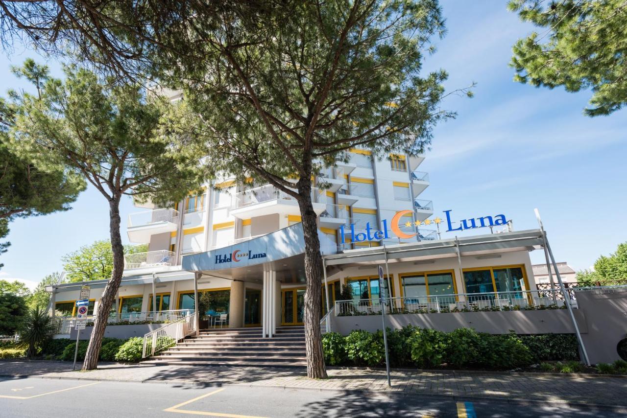 Hotel Luna Бибионе Экстерьер фото